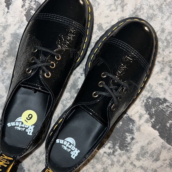 NWT 1461 Dr Marten Distressed Patent Leather Platform Shoes - Picture 4 of 6